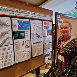 Abby Knipp shows her research